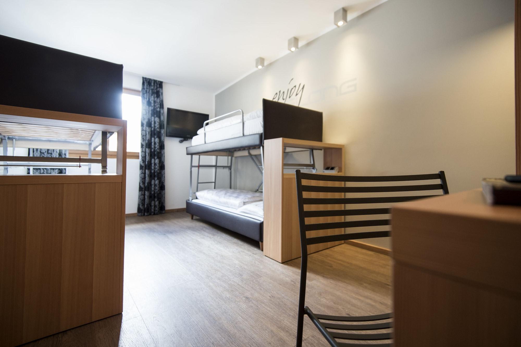 Smart Hotel Saslong Santa Cristina Val Gardena Exterior photo