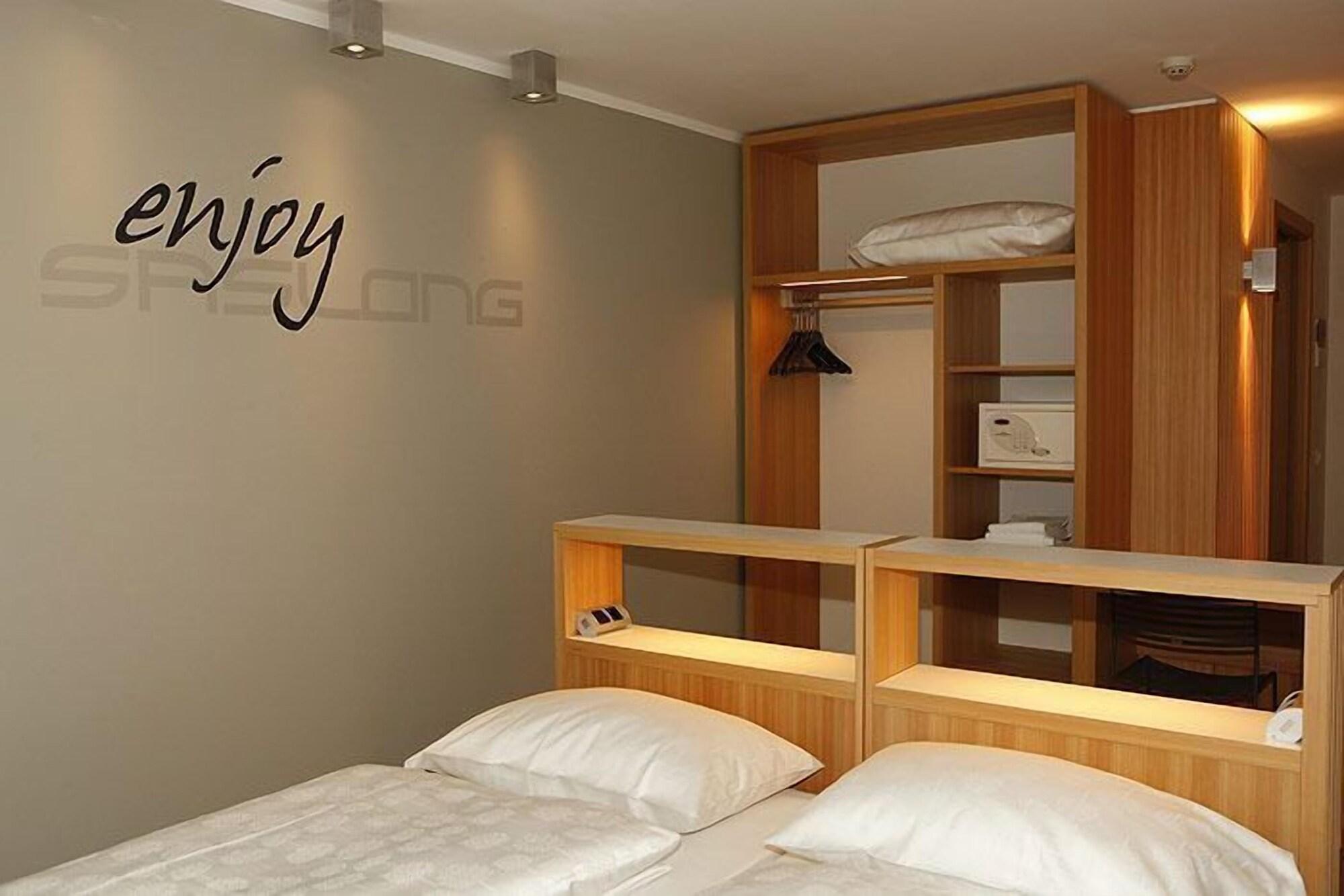 Smart Hotel Saslong Santa Cristina Val Gardena Exterior photo