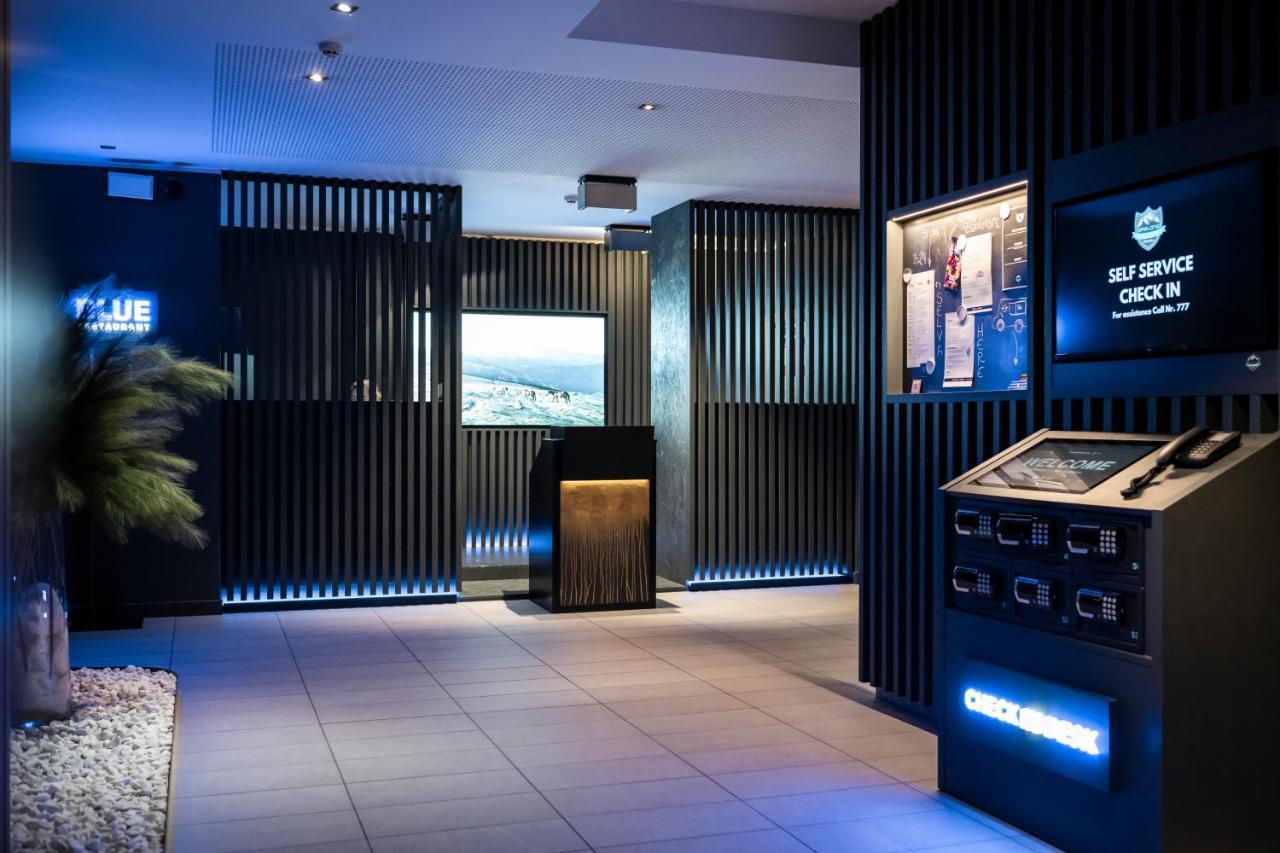 Smart Hotel Saslong Santa Cristina Val Gardena Exterior photo