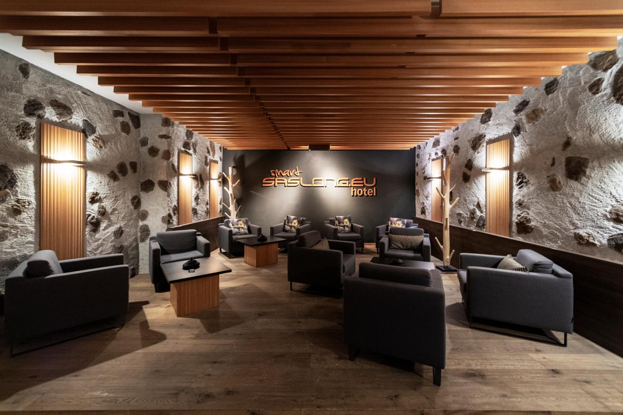 Smart Hotel Saslong Santa Cristina Val Gardena Exterior photo